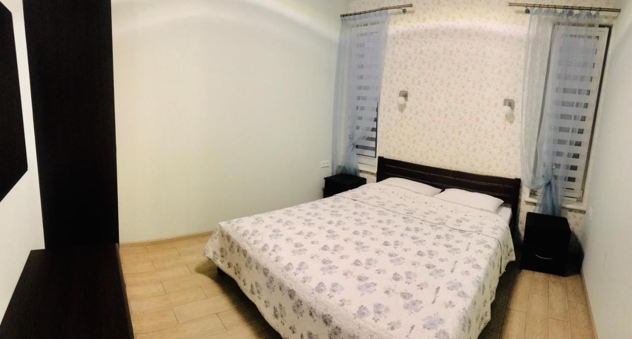 Apartamenti Mayak Apartment Одеса Екстериор снимка