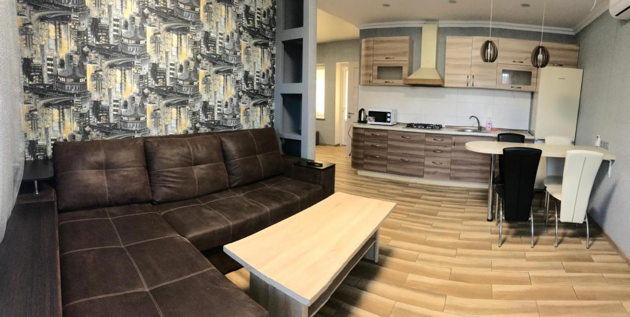 Apartamenti Mayak Apartment Одеса Екстериор снимка